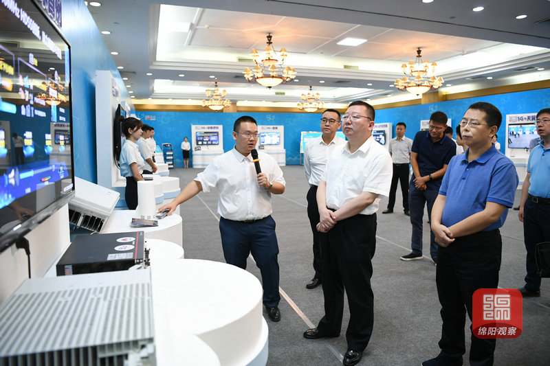 2020年9月11日，元方调研5G新基建推进工作情况5  张莉 摄.jpg